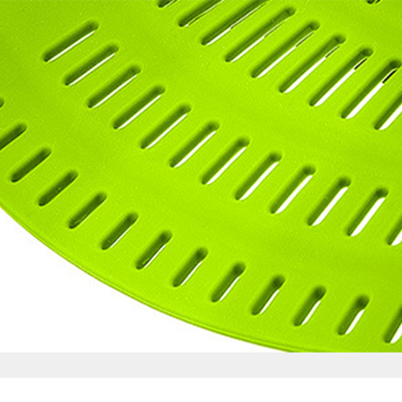 # Silicone strainer with fine drip hole